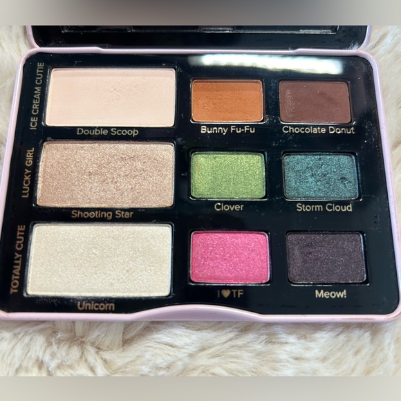 Too Faced Totally Cute Eyeshadow Palette - Signed by Co founder Jerrod Blandino - Picture 6 of 8